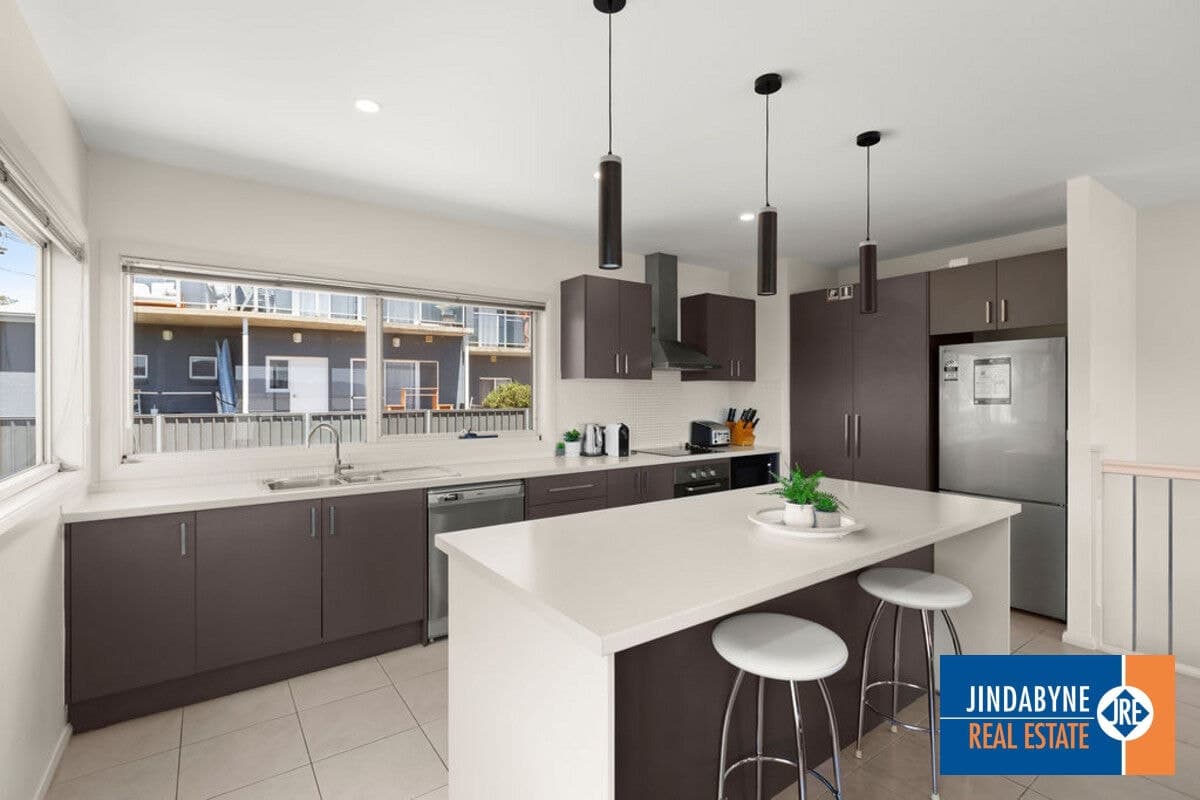 2 / 10 Poley Cow Lane, Jindabyne NSW 2627, Jindabyne - Thumbnail 2