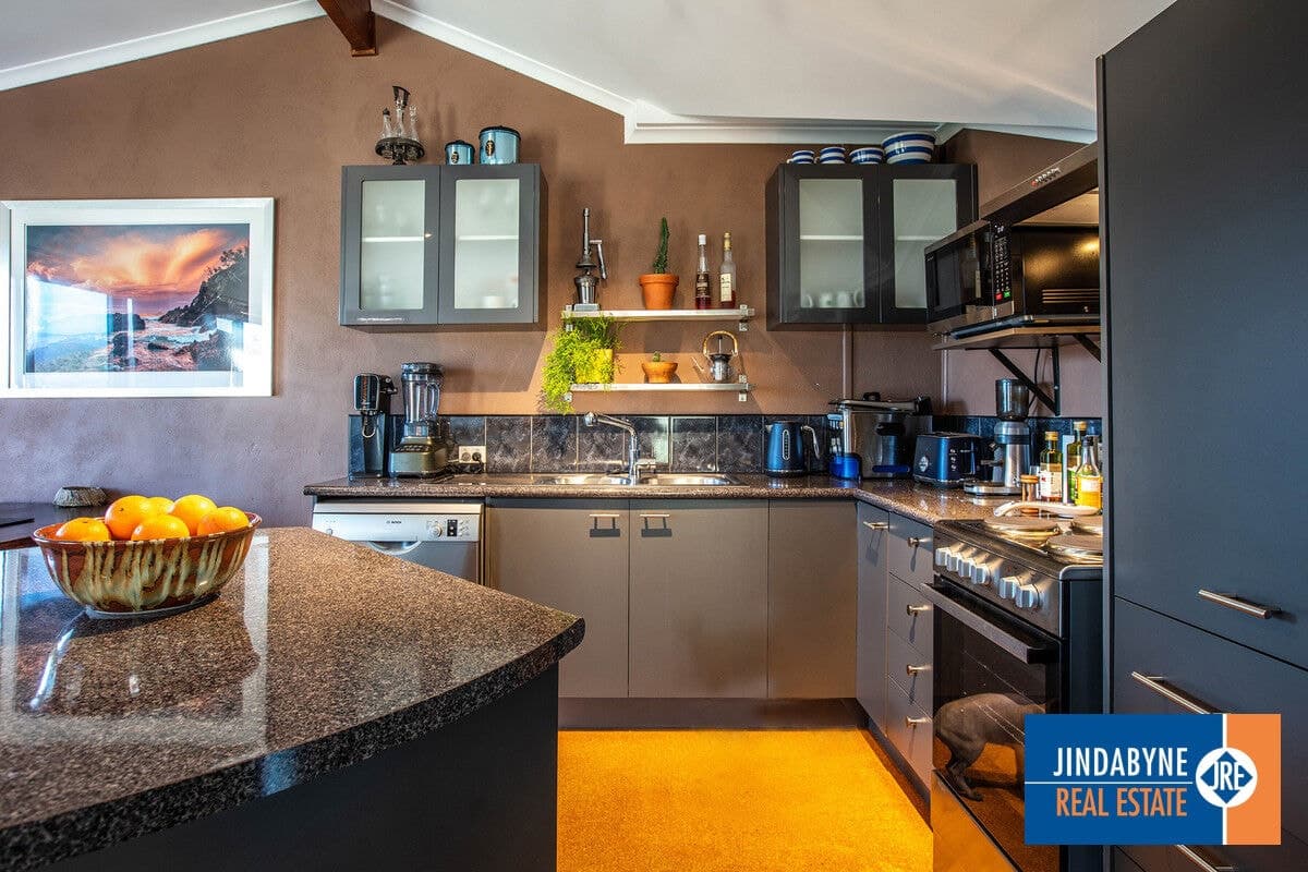 4 / 3 Penders Court, Jindabyne NSW 2627, Jindabyne - Thumbnail 5