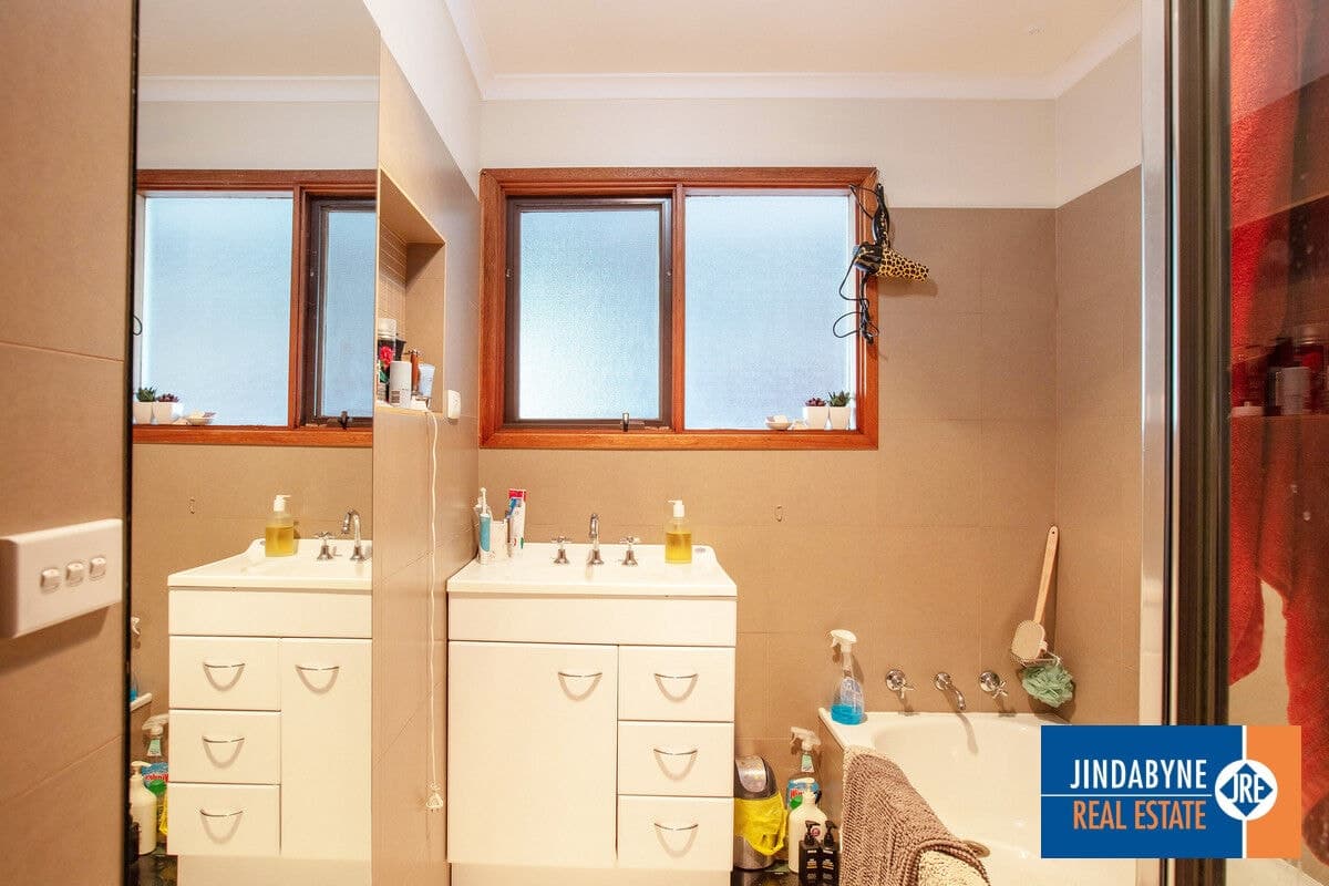 4 / 34 Ingebyra Street, Jindabyne NSW 2627, Jindabyne - Thumbnail 8