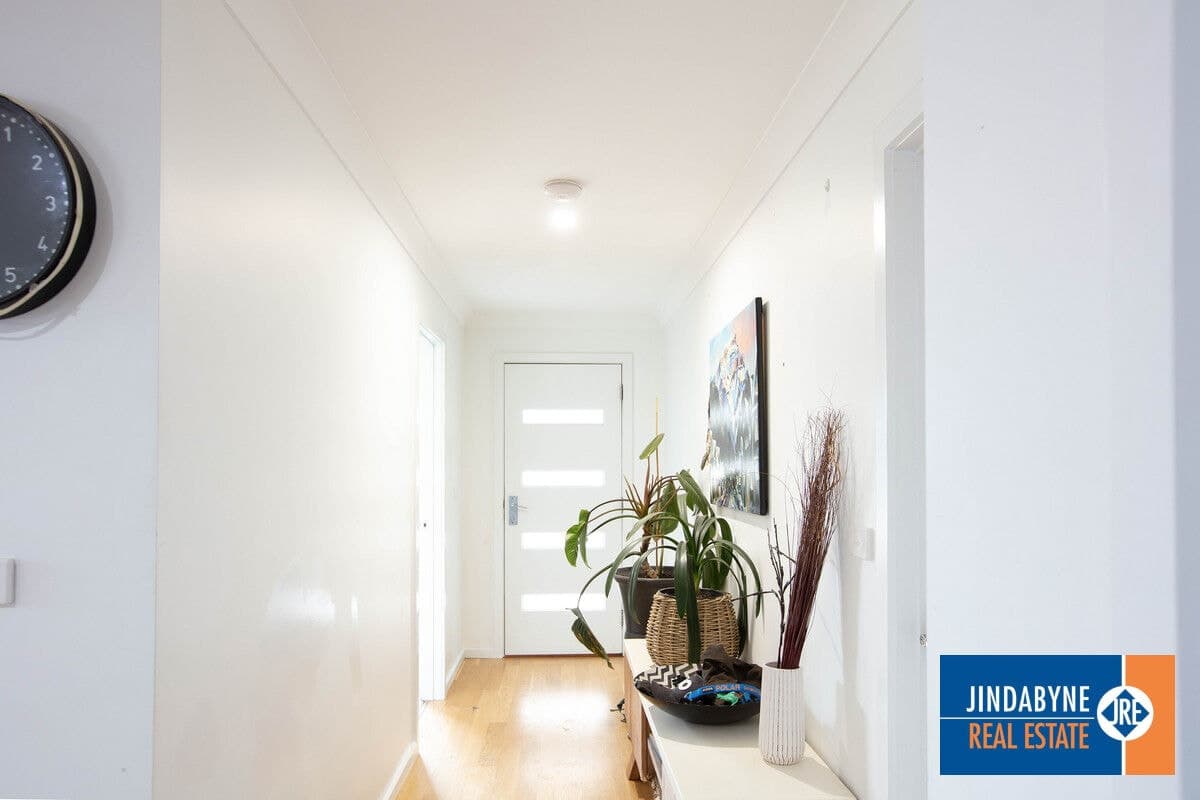 36 Twynam Street, Jindabyne NSW 2627, Jindabyne - Thumbnail 4