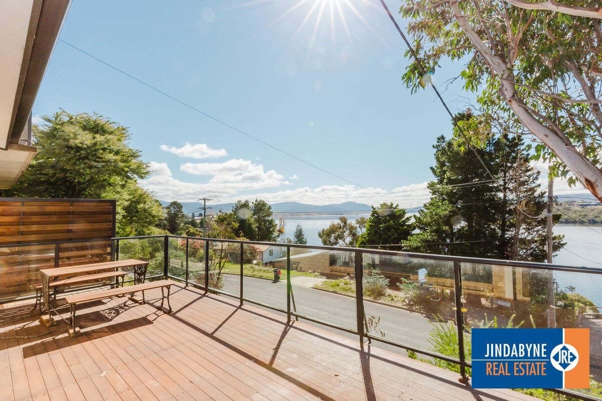 2 / 6 Townsend Street, Jindabyne NSW 2627, Jindabyne - Thumbnail 2