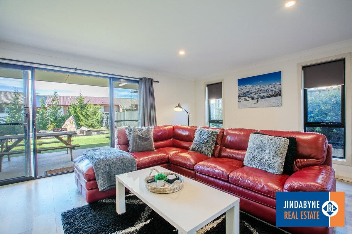 11 Twynam Street, Jindabyne NSW 2627, Jindabyne - Thumbnail 5