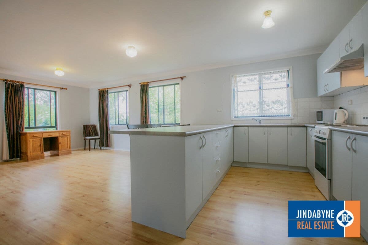13 Mitchell Circuit, JINDABYNE NSW 2627, Jindabyne - Thumbnail 5
