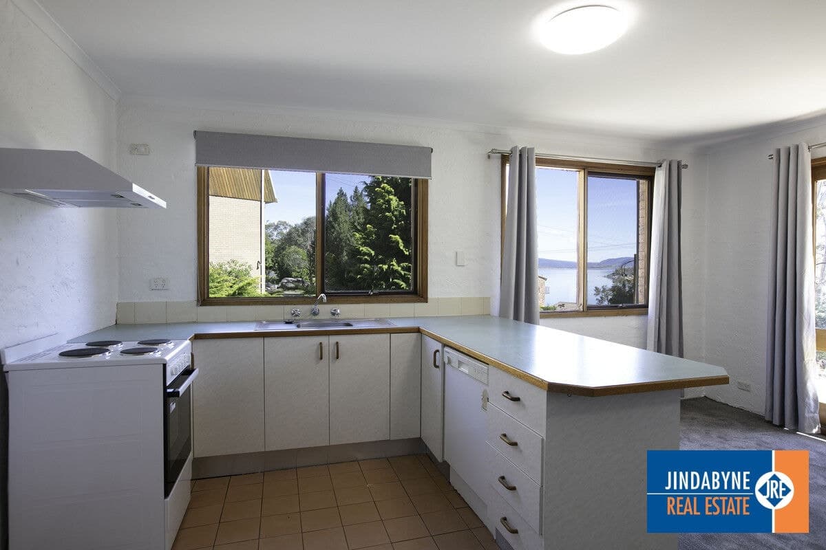 1 / 28 Townsend Street, JINDABYNE NSW 2627, Jindabyne - Thumbnail 4