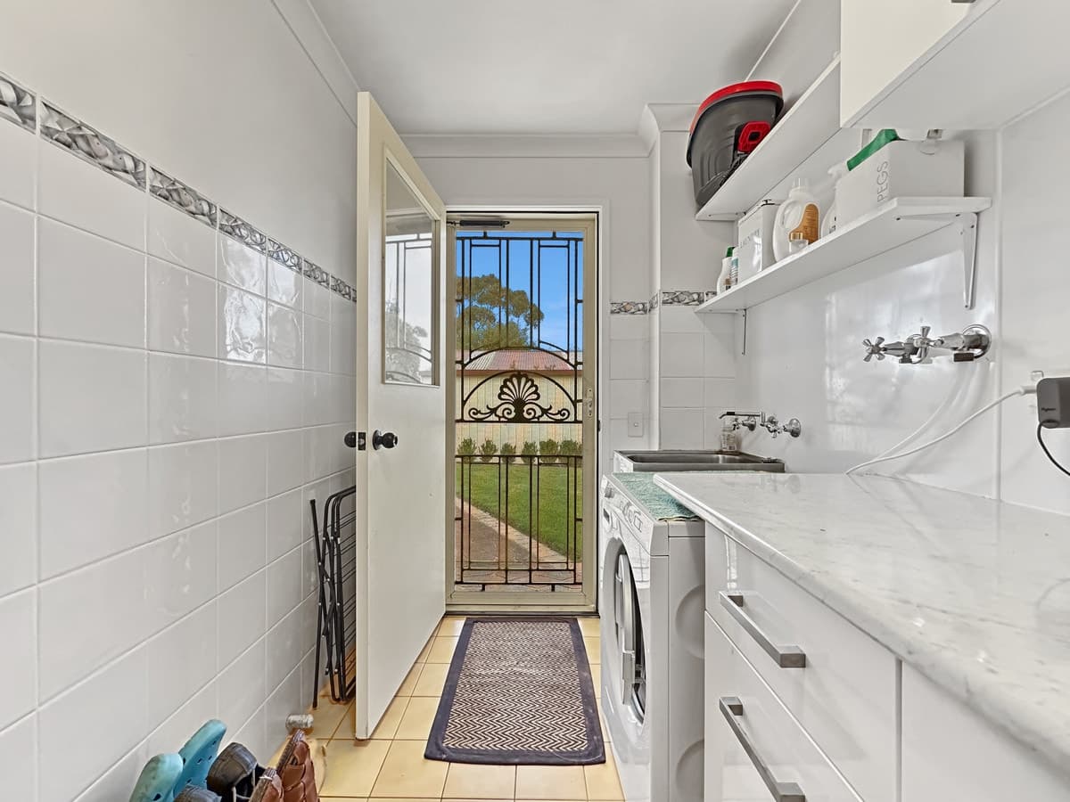 21b Elizabeth Parade, Tura Beach - Thumbnail 2
