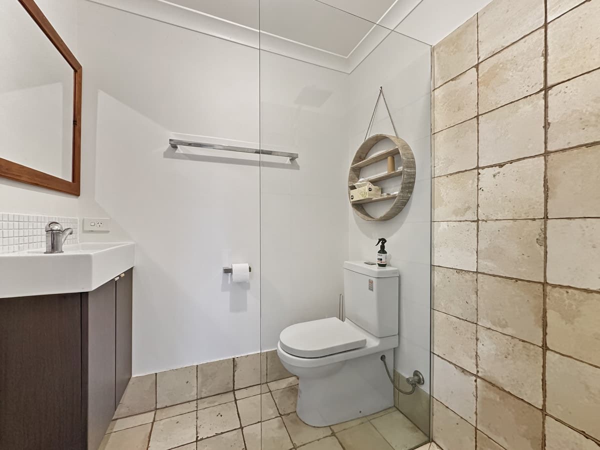 21b Elizabeth Parade, Tura Beach - Thumbnail 3