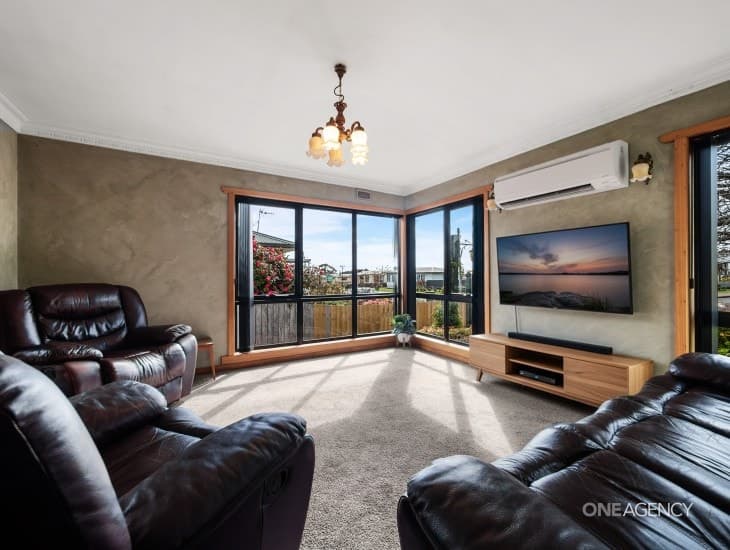 32 Nelson Street, Acton, Acton - Thumbnail 2