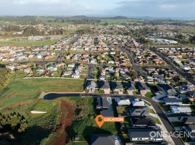 12 Chloe Court, Upper Burnie, Upper Burnie - Thumbnail 4