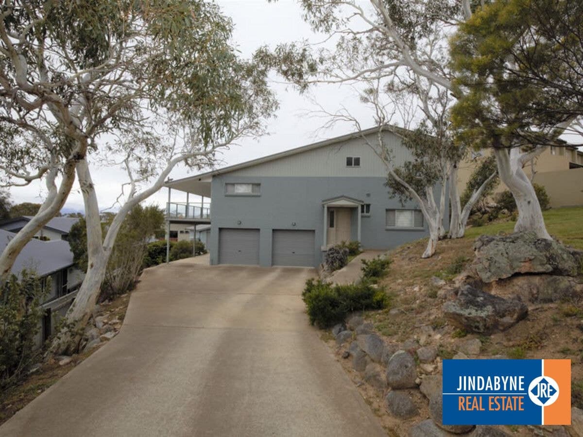 11 Reedys Cutting Road, JINDABYNE NSW 2627, Jindabyne - Image 1