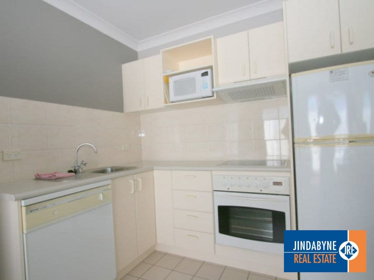 402 / 10 Kosciuszko Road, JINDABYNE NSW 2627, Jindabyne - Thumbnail 4