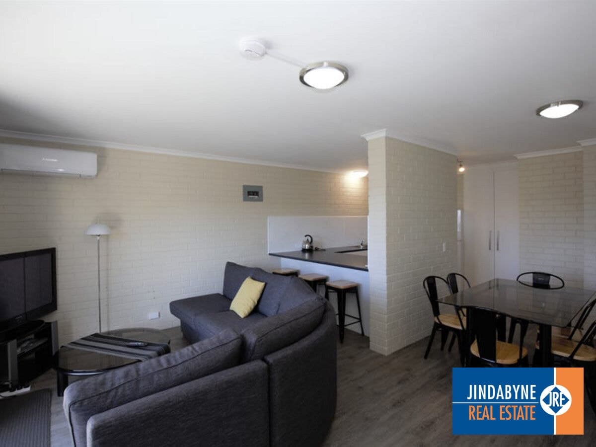 Unit 12 / 35 Clyde Street, JINDABYNE NSW 2627, Jindabyne - Thumbnail 4