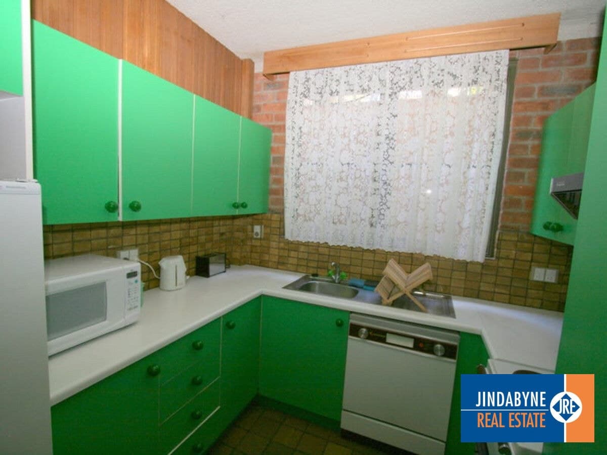 Unit 4 / 33 Clyde Street, JINDABYNE NSW 2627, Jindabyne - Thumbnail 4