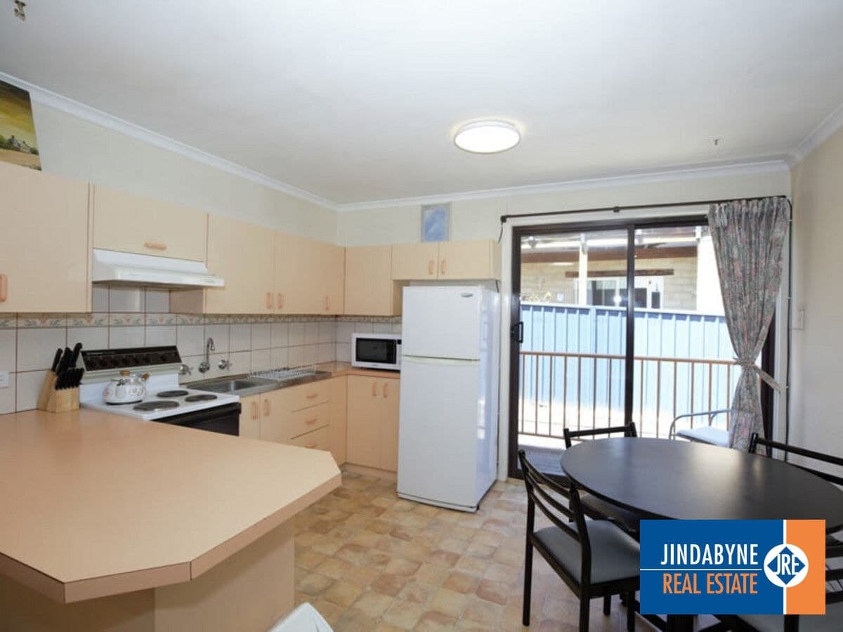 Unit 2 / 5 Kirwan Close, JINDABYNE NSW 2627, Jindabyne - Thumbnail 2