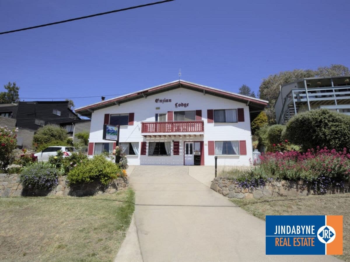 42 Gippsland Street, JINDABYNE NSW 2627, Jindabyne - Image 1