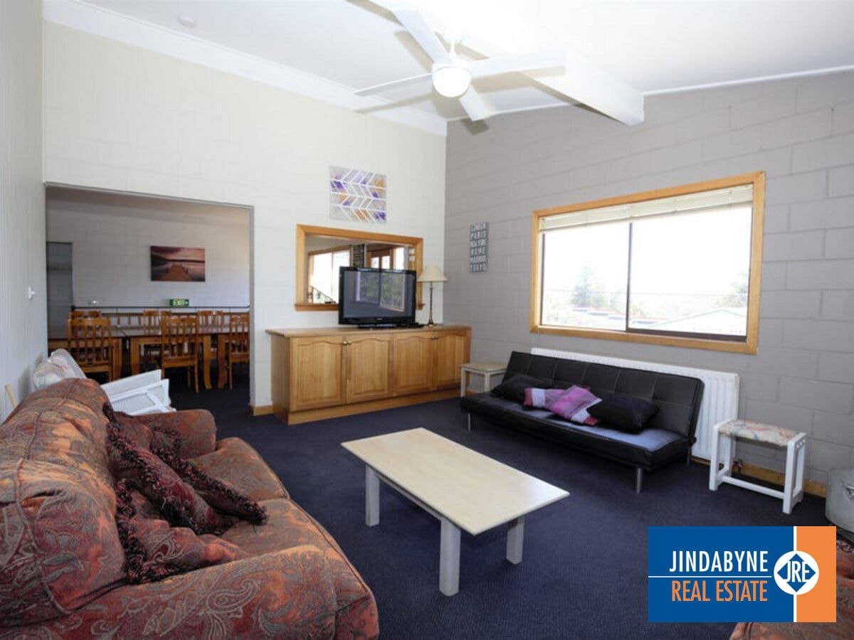 42 Gippsland Street, JINDABYNE NSW 2627, Jindabyne - Thumbnail 7