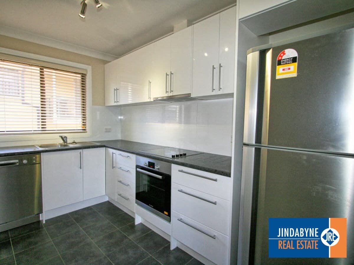 Unit 2 / 1 Penders Court, JINDABYNE NSW 2627, Jindabyne - Thumbnail 3