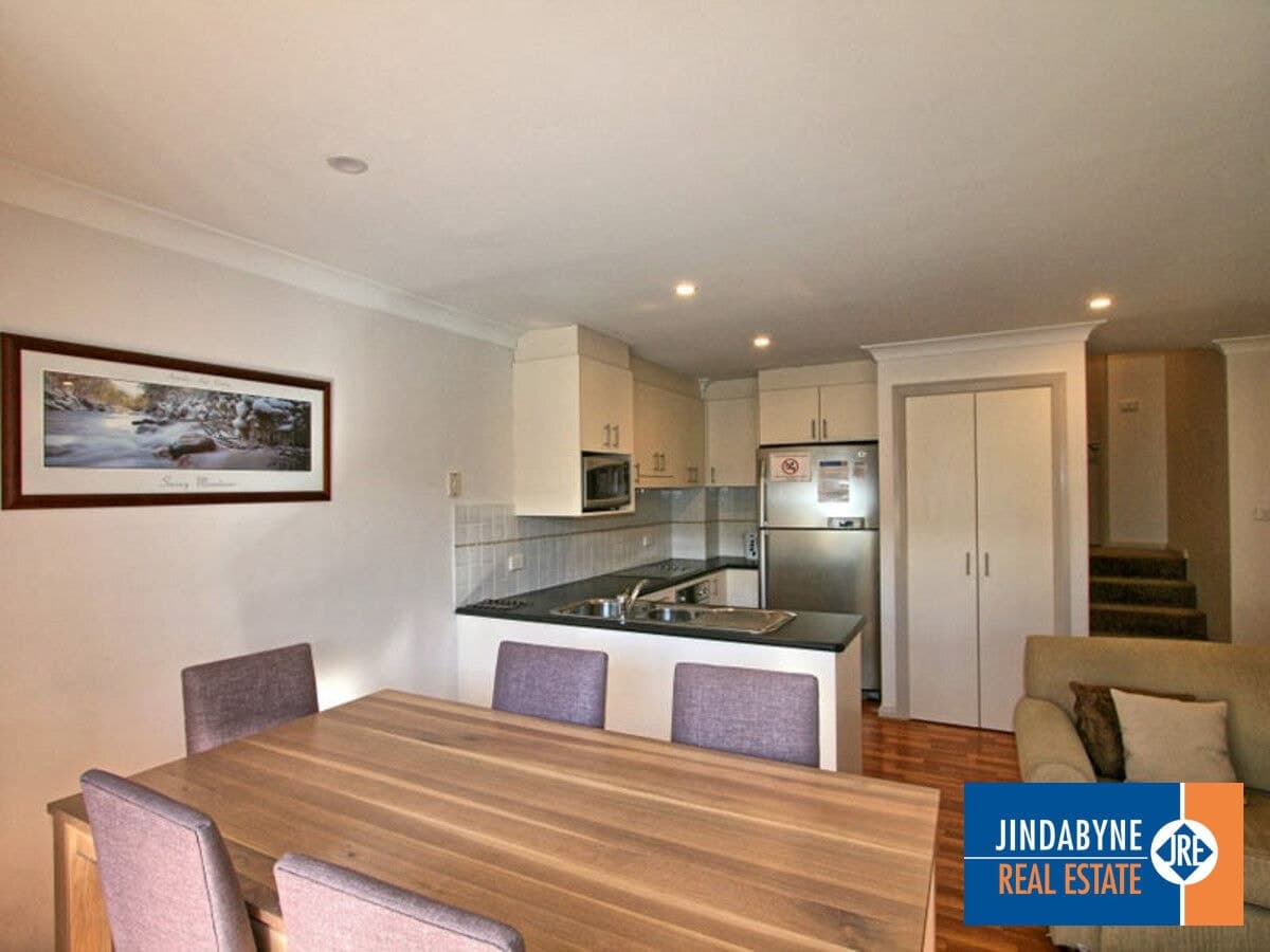 2 / 65 Gippsland Street, Jindabyne NSW 2627, Jindabyne - Thumbnail 4