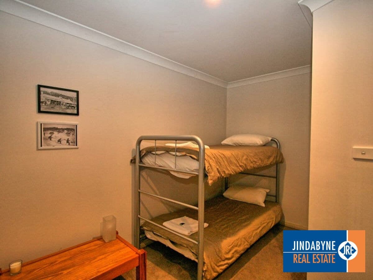 2 / 65 Gippsland Street, Jindabyne NSW 2627, Jindabyne - Thumbnail 8