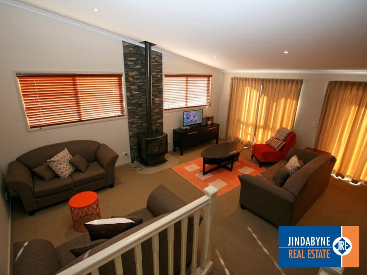 Unit 3 / 30 Nettin Circuit, JINDABYNE NSW 2627, Jindabyne - Thumbnail 2