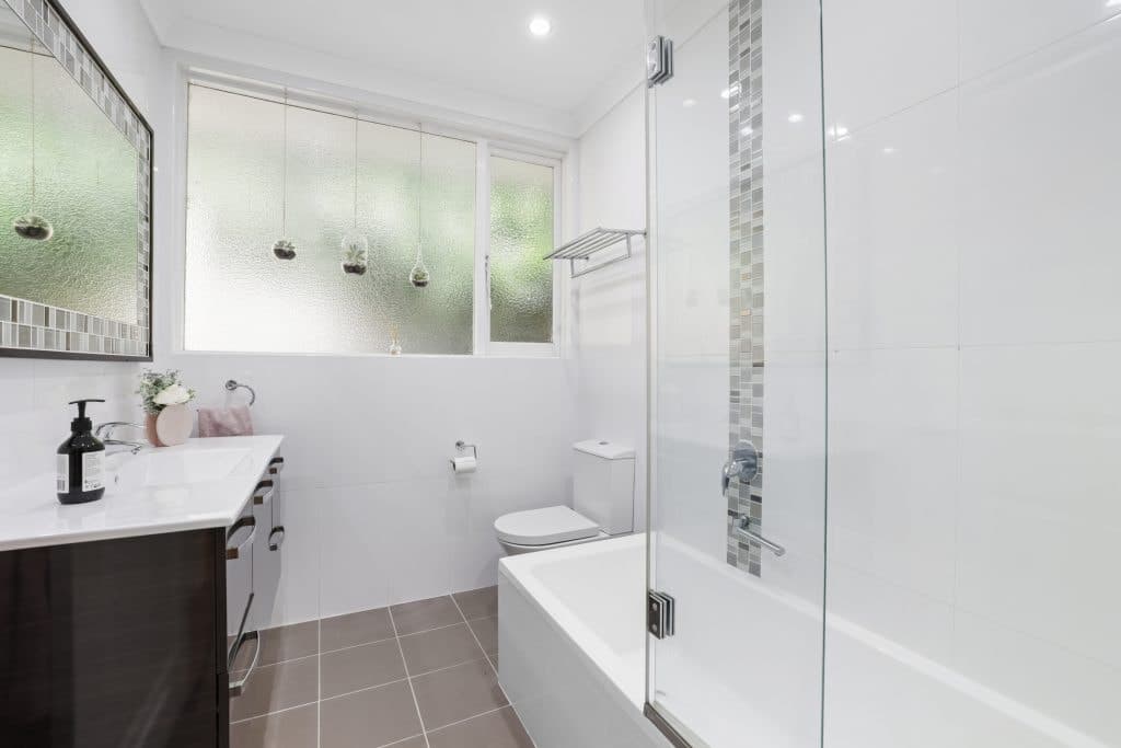 18 Erang Avenue, Kirrawee - Thumbnail 2