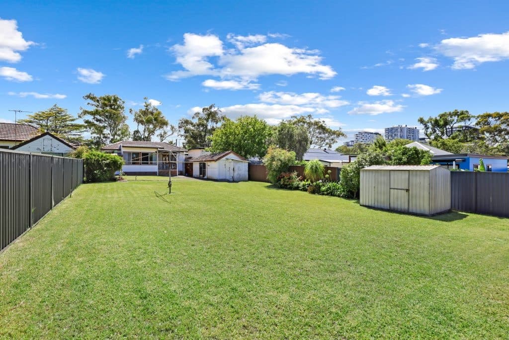 2 Churchill Avenue, Kirrawee - Thumbnail 7