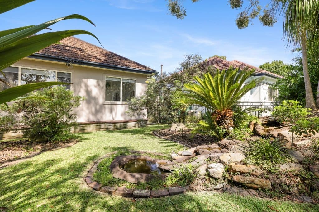 94 Manchester Road, Gymea - Thumbnail 2