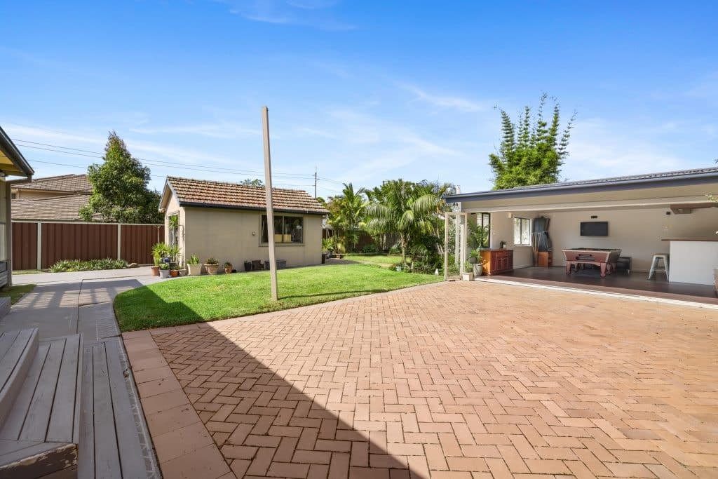 94 Manchester Road, Gymea - Thumbnail 5