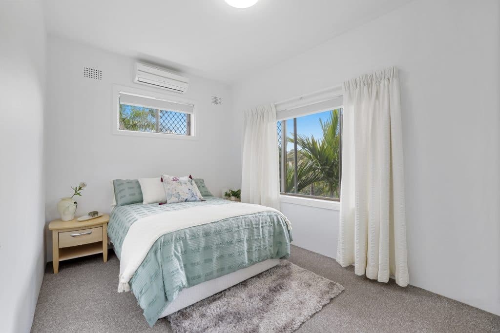 104 -106 Bunarba Road, Gymea Bay - Thumbnail 4