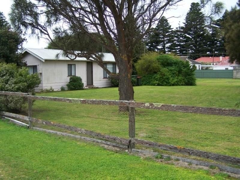 1 Somerville Street BEACHPORT SA, Beachport - Thumbnail 3