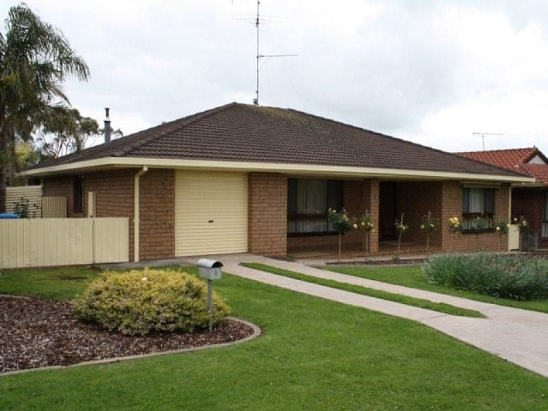 8 Tweed Crescent MOUNT GAMBIER SA, Mount Gambier - Image 1
