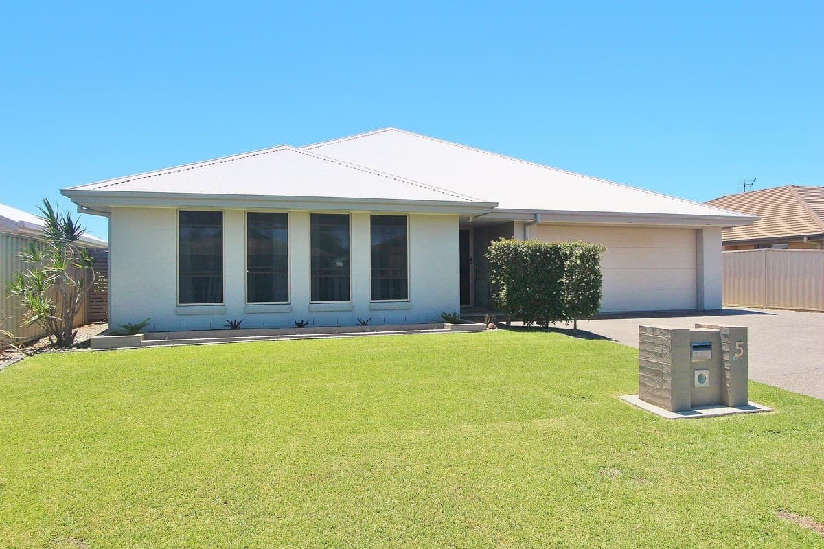 5 Northwind Crescent, BONNY HILLS, Bonny Hills - Thumbnail 5