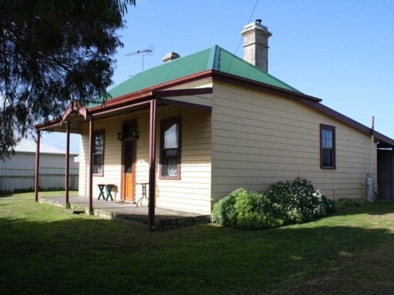 47 Elizabeth Street PORT MACDONNELL SA, Port Macdonnell - Image 1