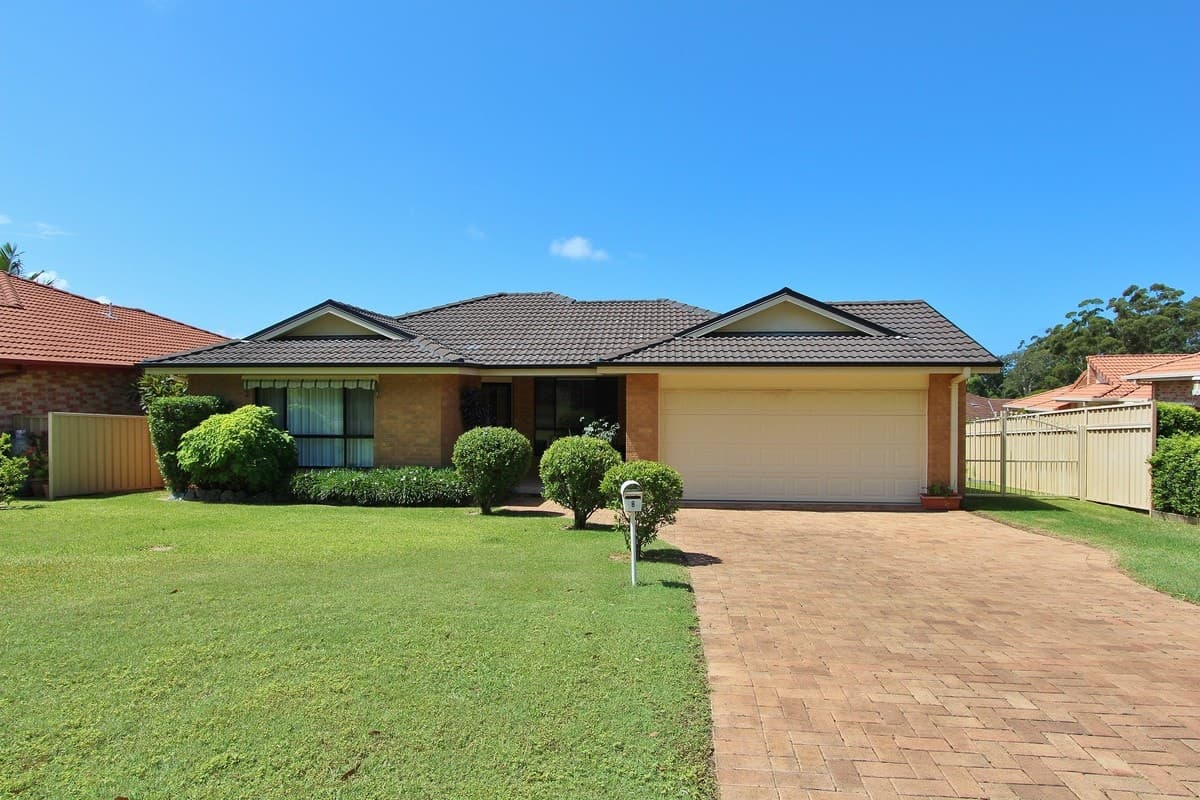 8 Reliance Crescent, LAURIETON, Laurieton - Thumbnail 2