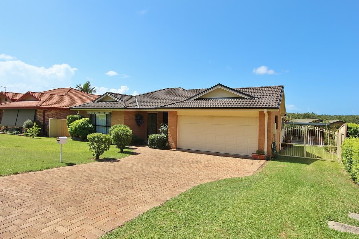 8 Reliance Crescent, LAURIETON, Laurieton - Thumbnail 3