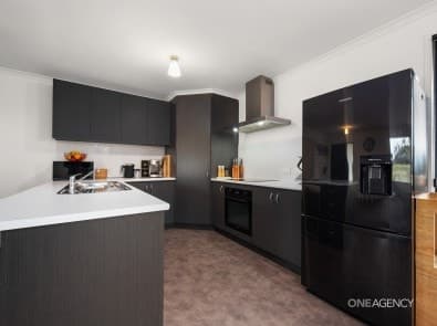 1/19 Pearse Street, Stanley, Stanley - Thumbnail 2