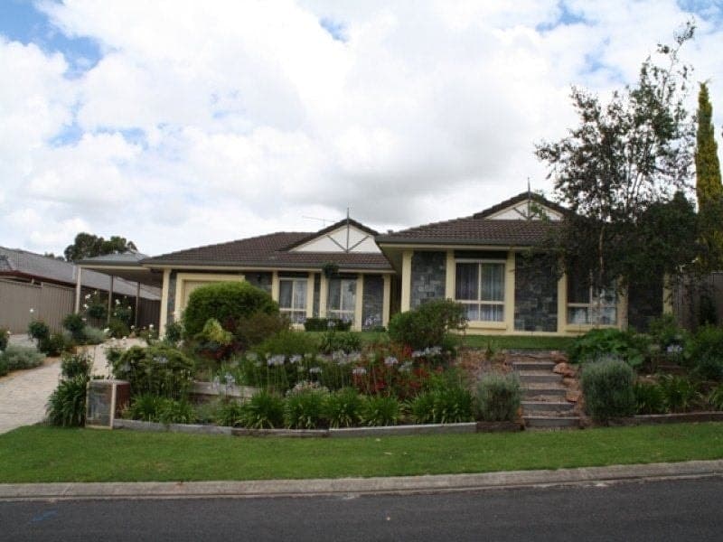 8 Elle Court MOUNT GAMBIER SA, Mount Gambier - Image 1