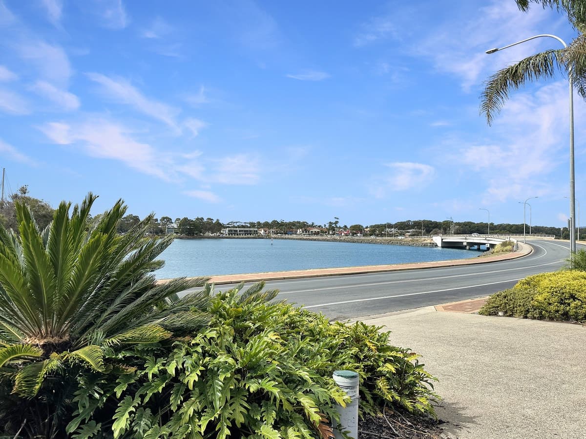 4/16-18 Ocean View Avenue, Merimbula - Thumbnail 2