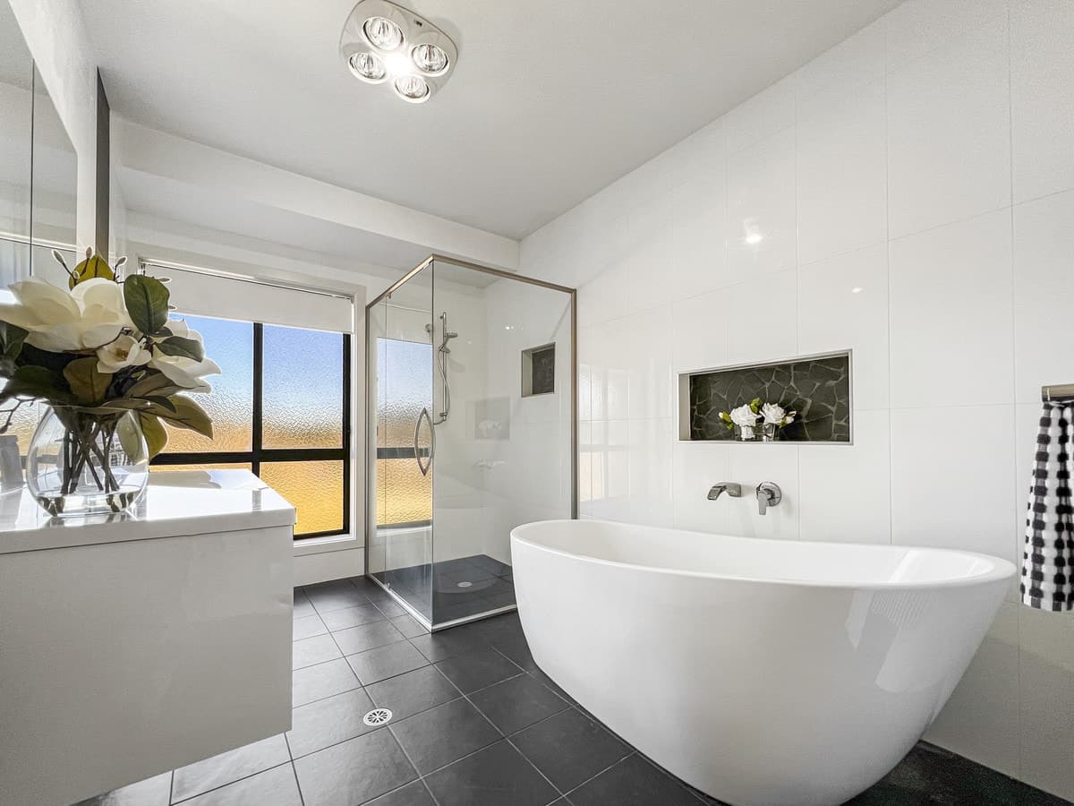121 Strathmore Crescent, Kalaru - Thumbnail 8