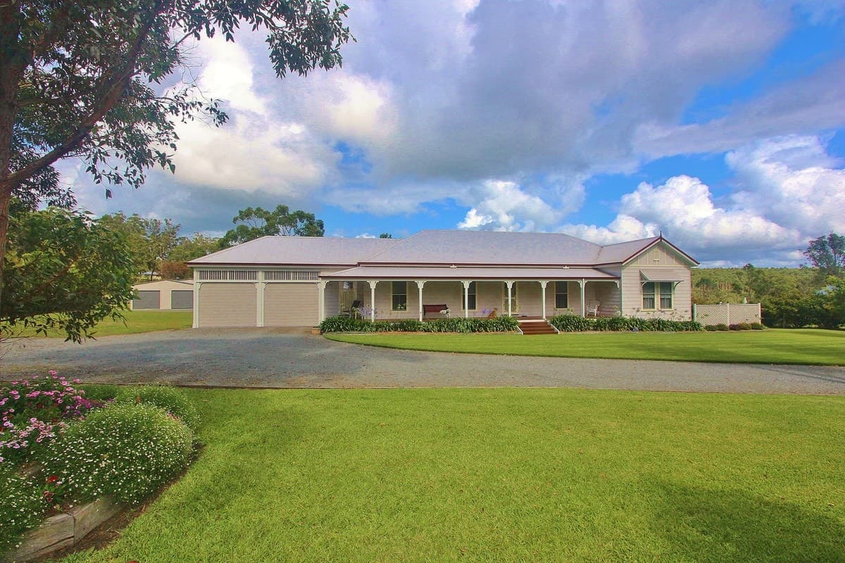 23 Lake Ridge Drive, KEW, Kew - Thumbnail 3
