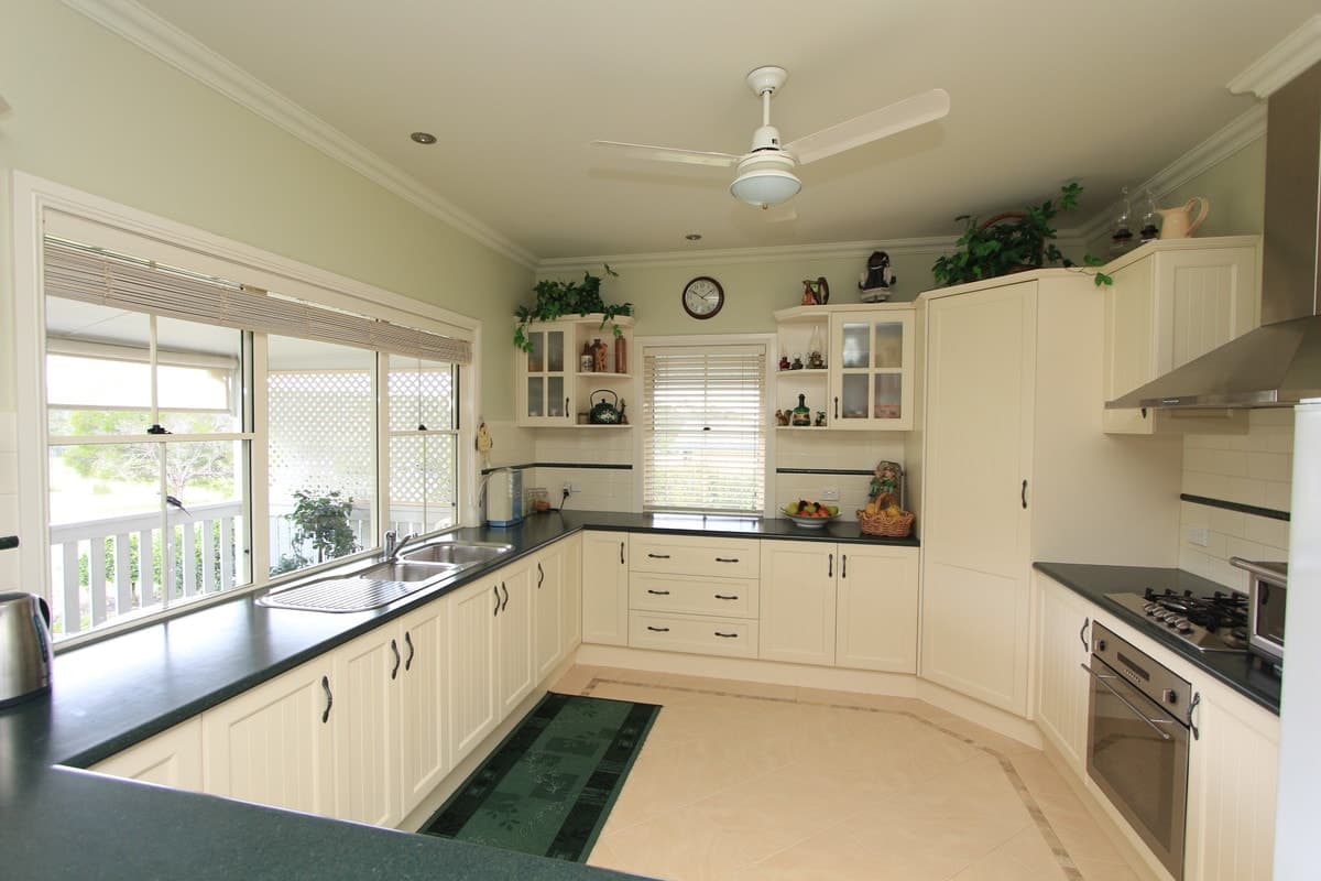23 Lake Ridge Drive, KEW, Kew - Thumbnail 7