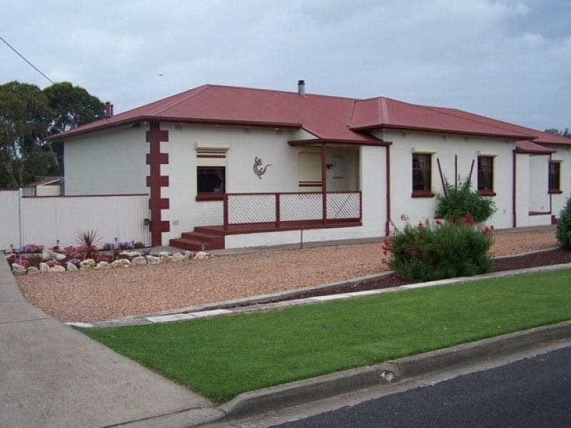 9 Daphne Street MILLICENT SA, Millicent - Image 1