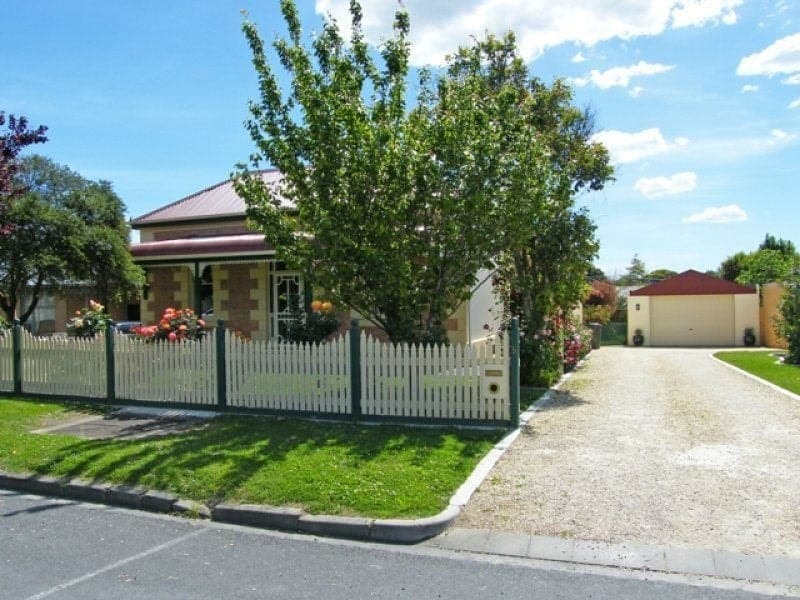 5 Sutton Avenue MOUNT GAMBIER SA, Mount Gambier - Image 1