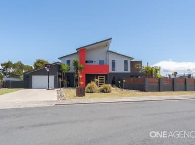 42 Walker Street, Wynyard, Wynyard - Image 1