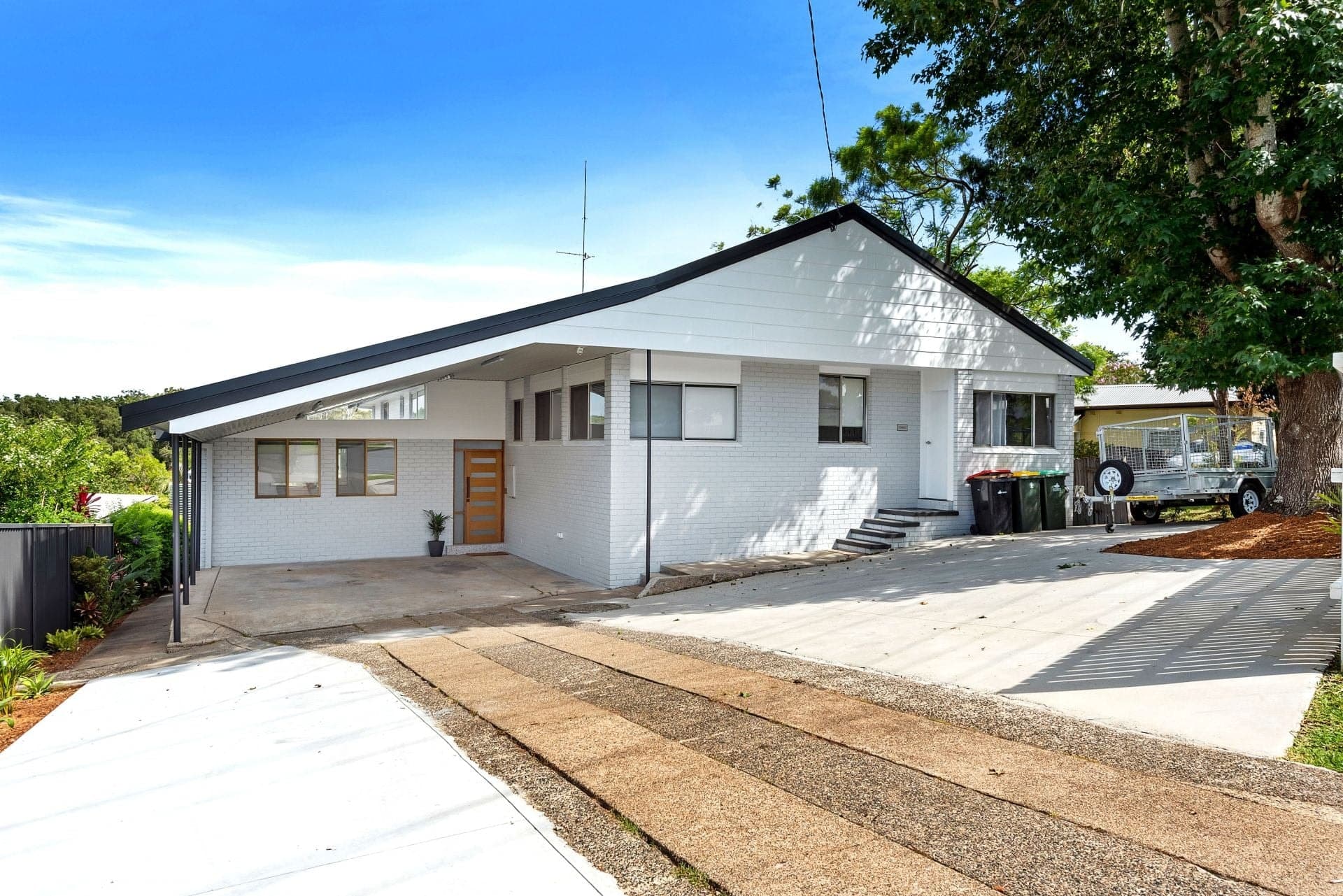 95 Lake Road Port Macquarie NSW, Port Macquarie - Thumbnail 2