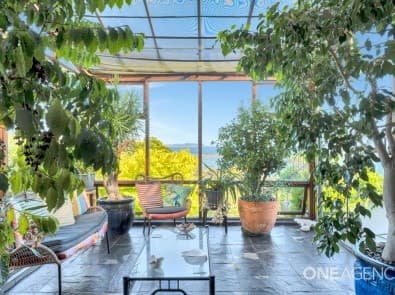 23 Seaview Avenue, Parklands, Parklands - Image 1