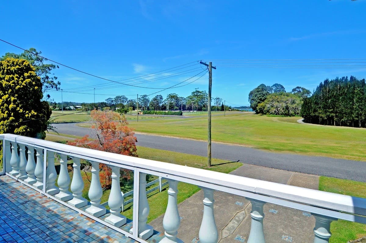 16 McLennan Street, LAURIETON, Laurieton - Thumbnail 3