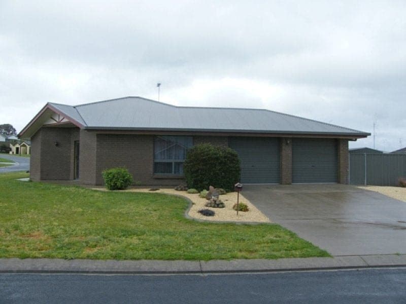 6 Roanoke Court MOUNT GAMBIER SA, Mount Gambier - Image 1