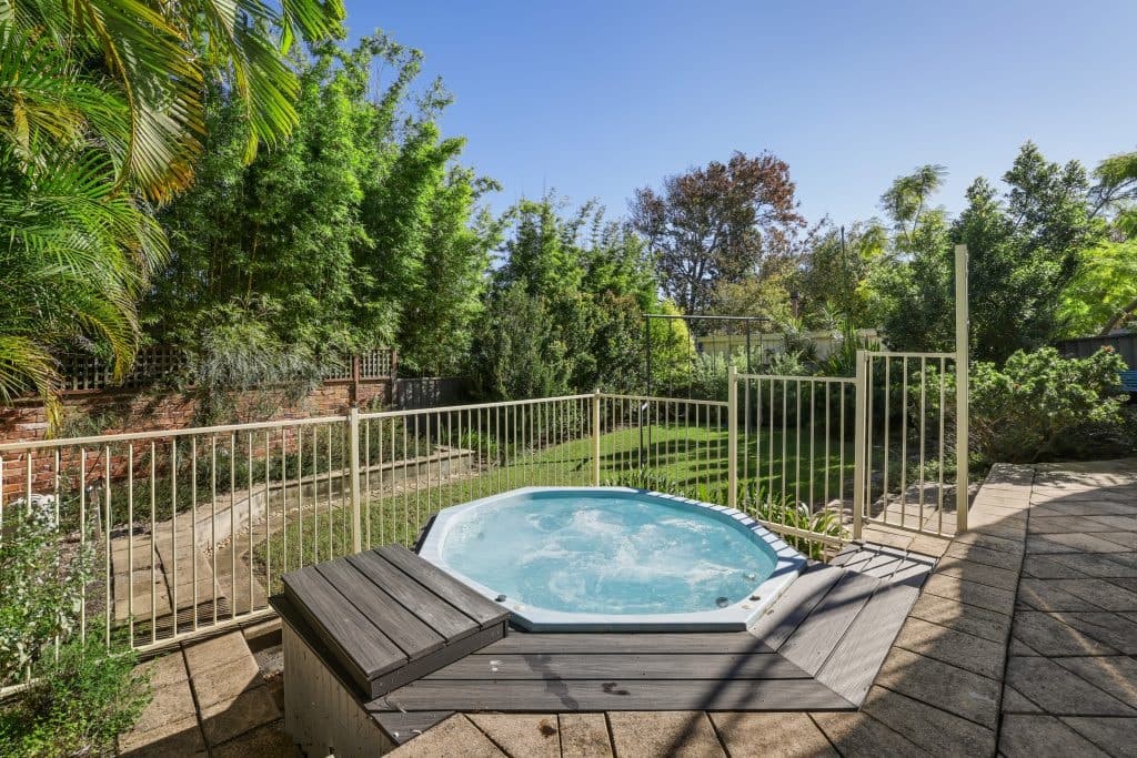 29 Kiwong Street, Yowie Bay - Thumbnail 4