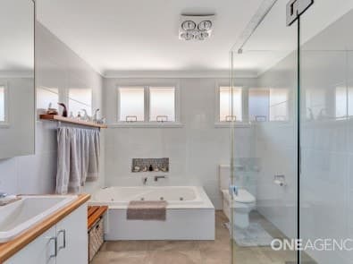6 Brisbane Place, Upper Burnie, Upper Burnie - Thumbnail 4