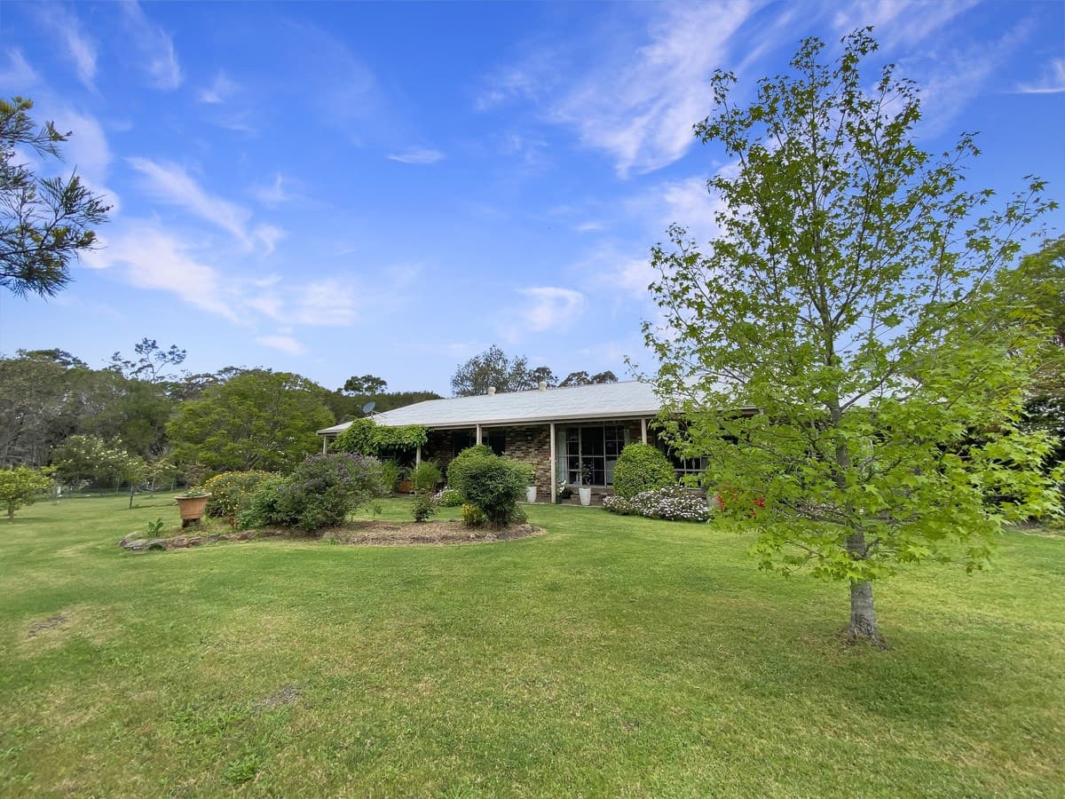 676 Sapphire Coast Drive, Bournda - Thumbnail 8